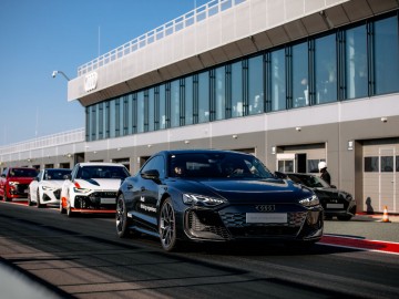 Audi driving experience - Audi RS 3 i nie tylko na torze